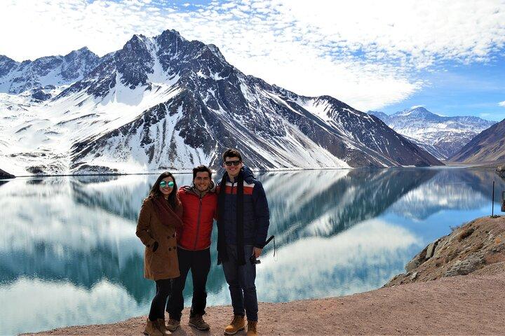 Cajon Del Maipo com almoço e visita a uma vinícola
