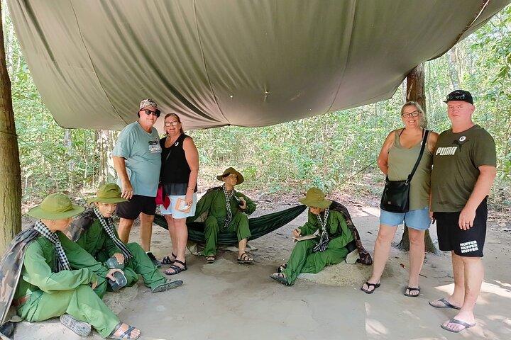 manhã/ tarde - meio dia Cu Chi Tunnels por AC Car
