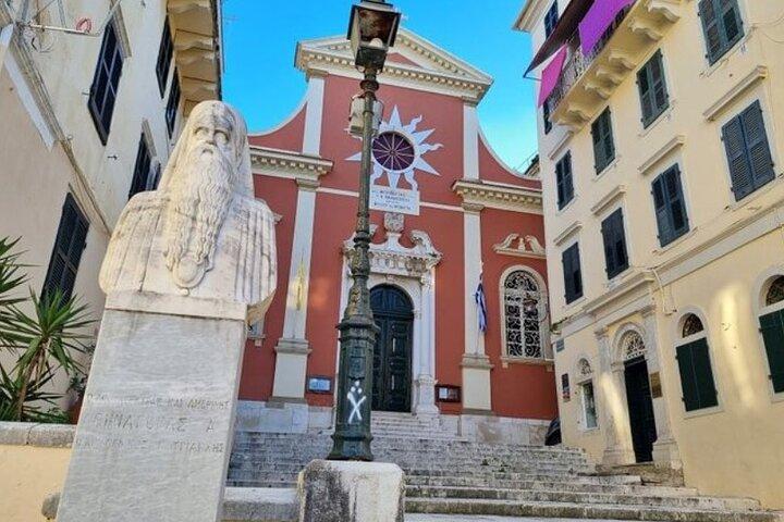 ビーチリトリートまたはボート洞窟旅行付きコルフ海岸小旅行