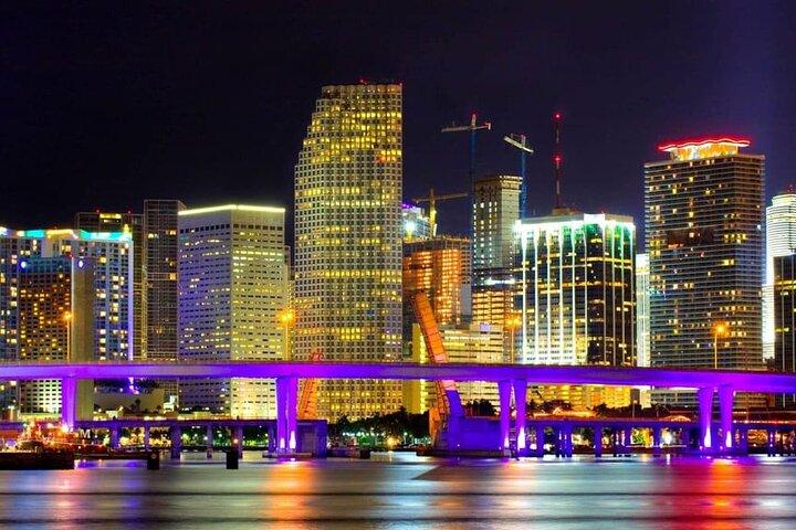 Miami by Night: シティ＆ビーチ・ライツパノラマツアー