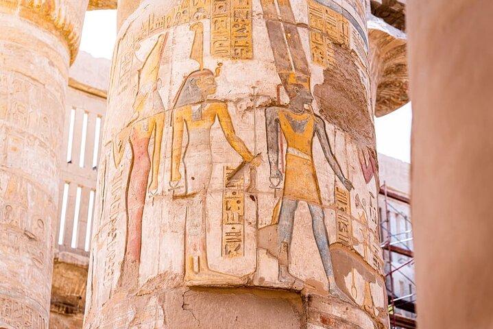 Cairo: excursão de um dia a Luxor de avião, almoço e taxa de entrada