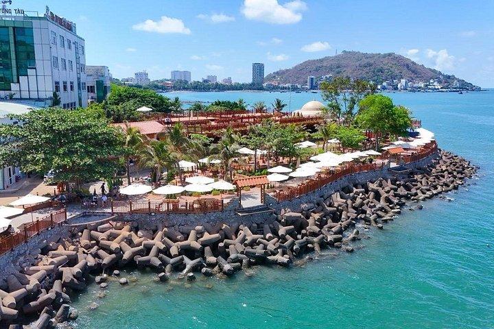 ブンタウビーチと海岸のランドマーク全日ツアー（学生付き）