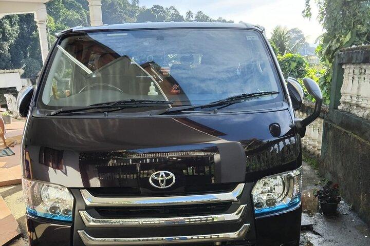 Location de voiture avec chauffeur au Sri Lanka par jour | Voiture/fourgonnette/minibus