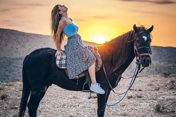 1 heure d'équitation à Agafay avec dîner et transfert - Marrakech
