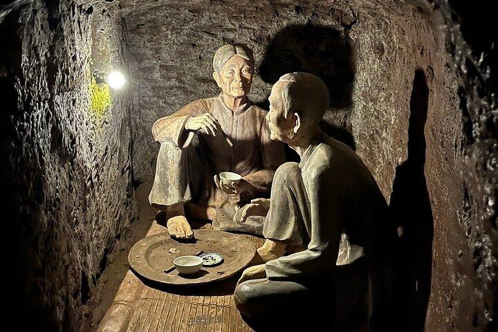 Visite historique de Hue à la DMZ : tunnels de Vinh Moc et combats de Khe Sanh