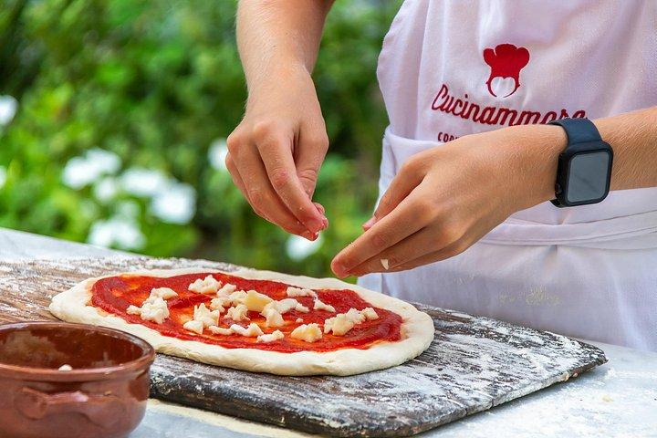 生地の魔法からオーブンの達人まで、ソレント ピザ スクール