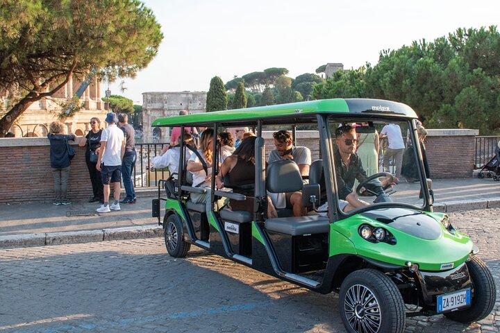 Deslízate por Roma en una aventura en carrito de golf