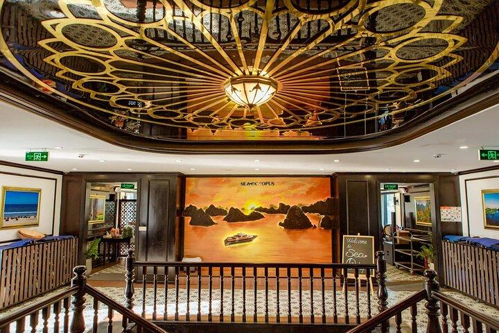 Die beste Tagestour durch die Halong-Bucht: Luxus an Bord der Sea Octopus Cruise