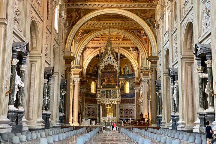 Roma: excursão a pé pelos templos subterrâneos e relíquias da crucificação