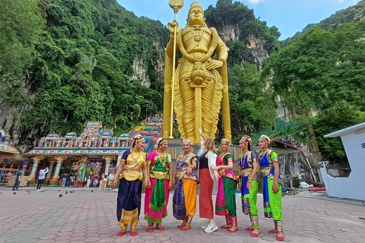 Batu Caves & Putrajaya: Iconic Architecture & Scenic Lake Cruise