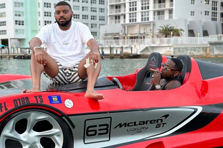 Miami Beach Jetcars und kostenlose Bootsfahrt