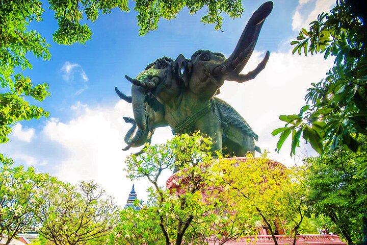 Entrada al Museo Erawan (NO TAILANDÉS)