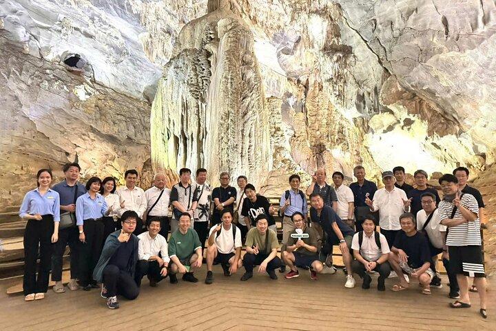 Visita guidata alla grotta di Phong Nha e alla valle di Hava da Dong Hoi