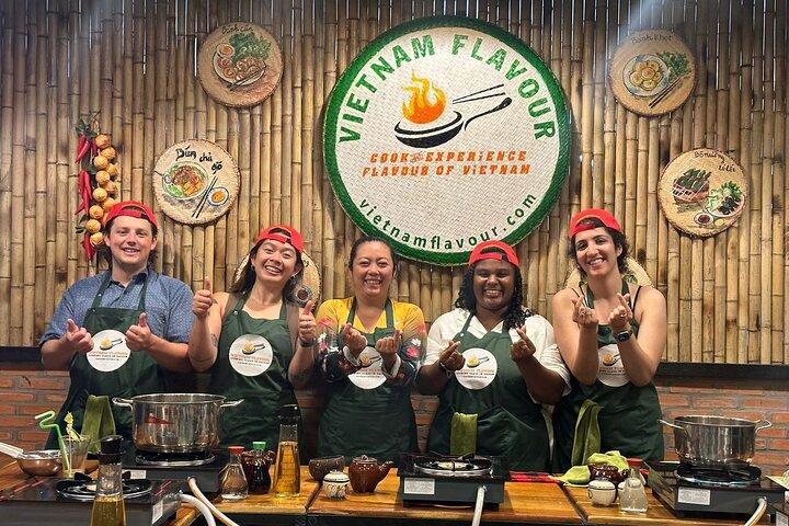 Vietnam-Geschmack : Market-to-Table & Die Kunst des Eierkaffees