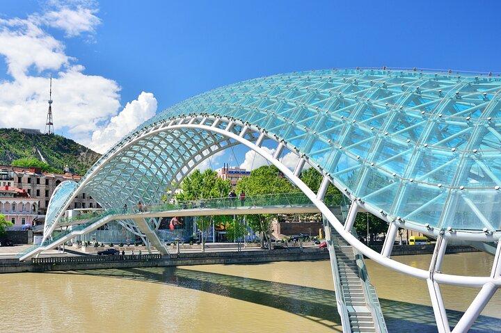 Transferência Yerevan-Tbilisi ou vice-versa