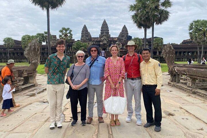 Angkor Sunrise Private Day Tours