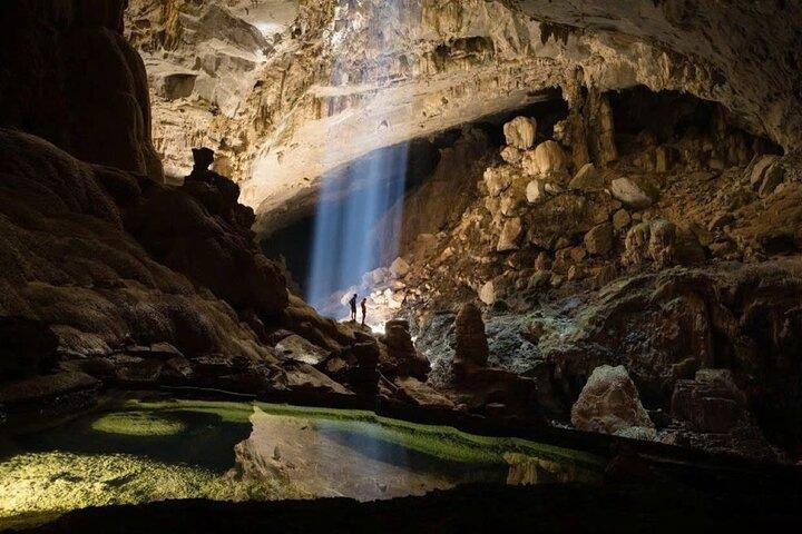 Paradise Cave 4km Utforskning och äventyrstur