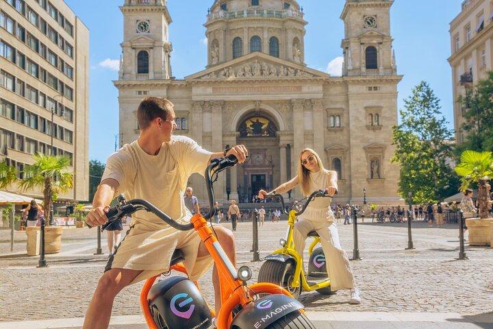 Budapest Kleingruppenführung auf MonsteRoller E-Scooter