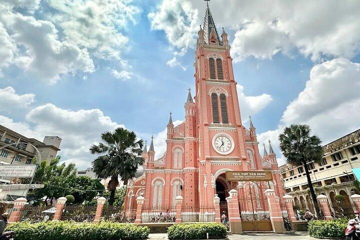 [Free E-sim] Tour della città di Saigon Serenity e angoli del caffè