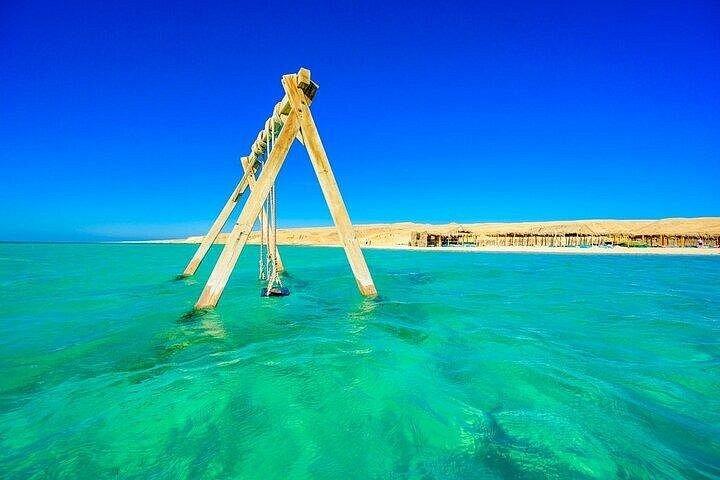 3島ヨットクルーズオレンジベイ、マガウィッシュ、ホワイトアイランド