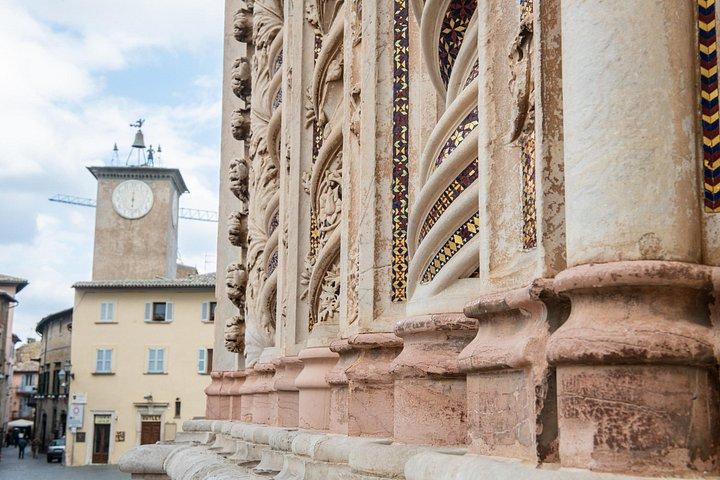 Orvieto Walking Tour including Duomo tickets