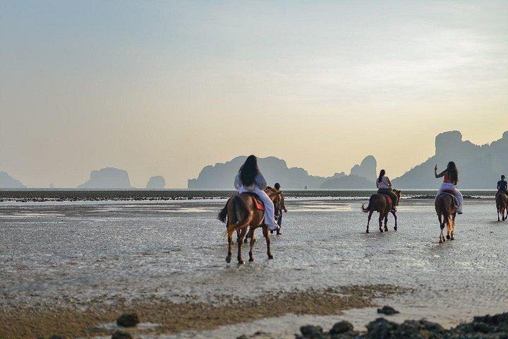 Krabi: Small-Group Beachfront Horseback Ride