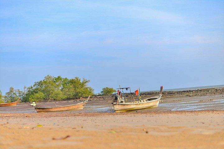 Krabi: Small-Group Beachfront Horseback Ride