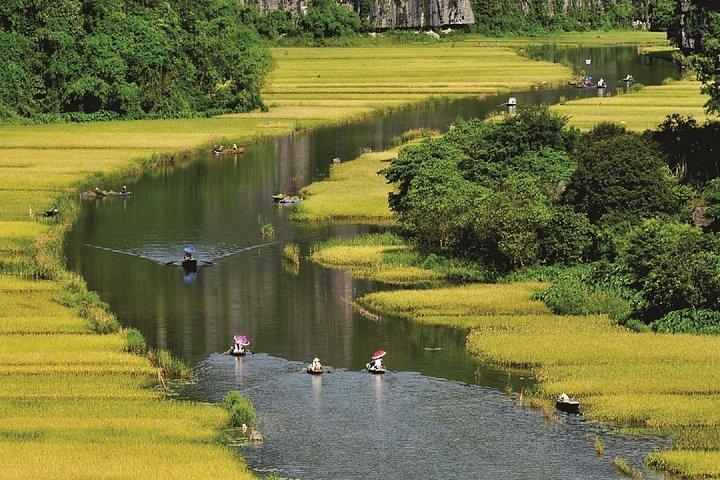 ニンビンとクックフォン国立公園のプライベート2日間ツアー