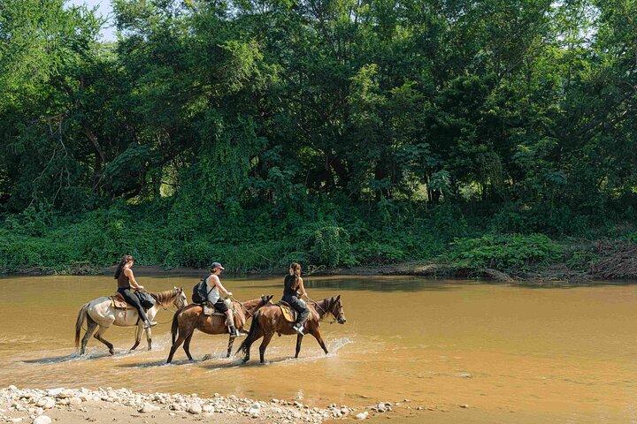 Horseback Riding Tour to the Hot Springs in Puerto Escondido