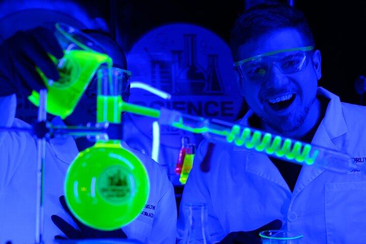Houston: Science & Sip Experience at The Drunken Lab with Live DJ