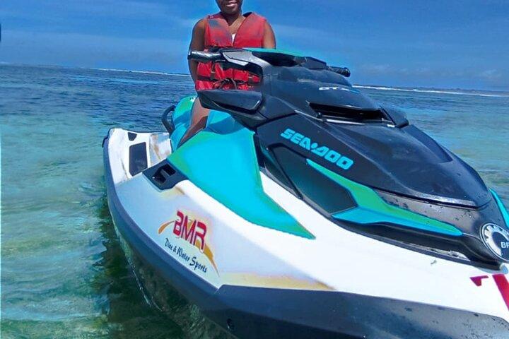 Nusa Dua Parasailing, moto acuática, GWK con Uluwatu Kecak Fire Dance
