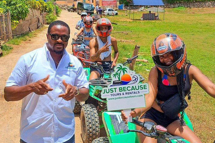 モンテゴ湾: ATV、ブルーホール、ダンズリバー＆乗馬