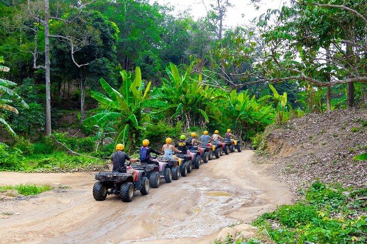 Passeio de quadriciclo e tirolesa de Phuket