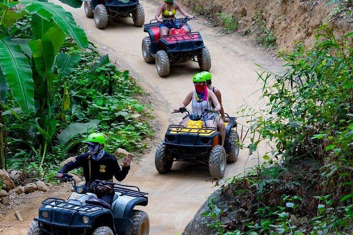 プーケットから90分のATV乗馬と大仏