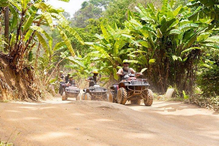 Equitazione in ATV di 2 ore e Big Buddha da Phuket