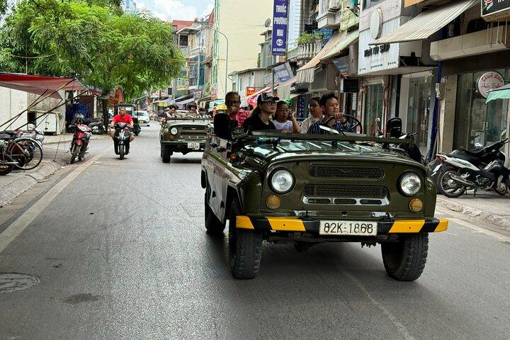 Explore Hanoi Train Street Tour Experiência
