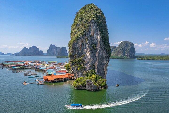 プーケット発、カタマラン船で行くパンガー湾とカヌーの日帰り旅行