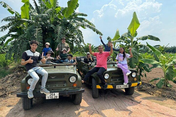Hanoi Jeep Delta del fiume Rosso Esplora il villaggio rurale Guarda le risaie