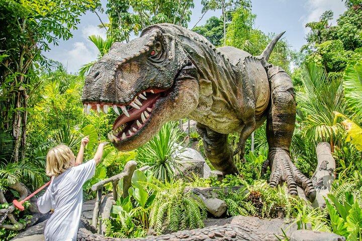 Eksklusiv Jurassic Mini-Golf-billet på Dino Park Phuket
