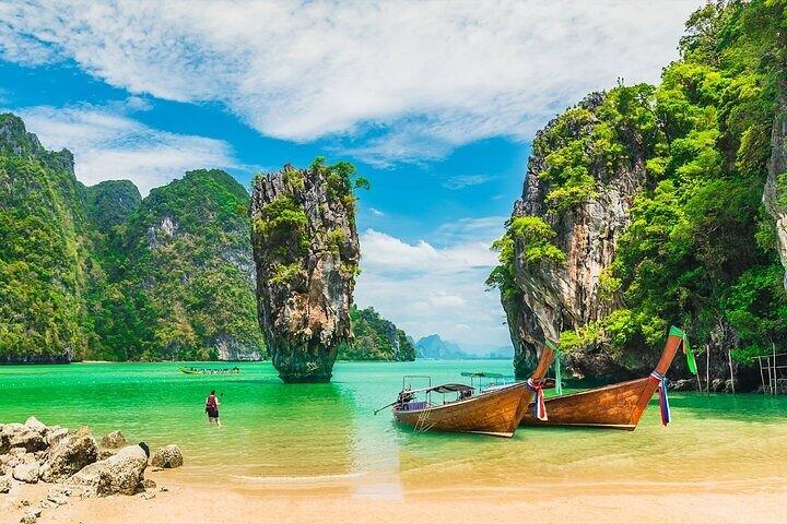 Recorrido privado por la isla James Bond de Phuket en barco de cola larga