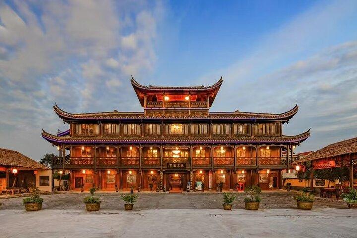5 Tage Zhangjiajie und Fenghuang (1 Nacht im klassischen Herrenhaus)