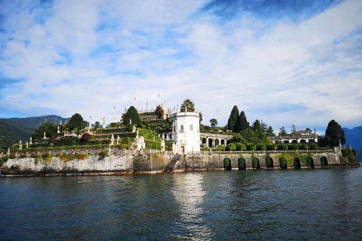 Isola Bella's palace and gardens with a private local guide