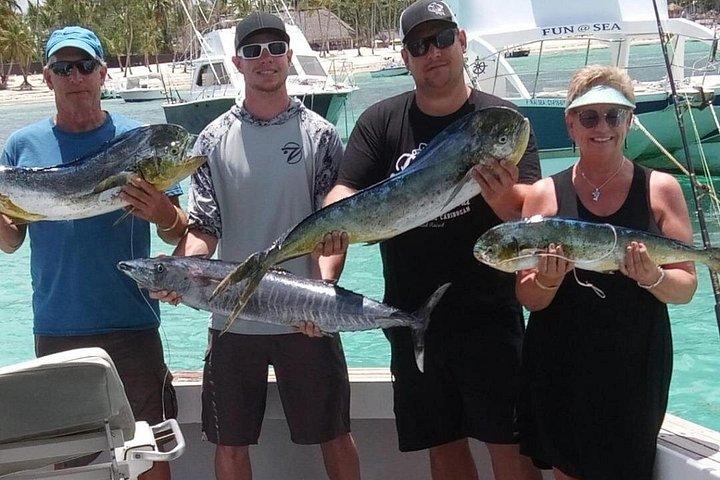 FISHING PRO CHARTERS - Boat Excursion - Sobre Las Olas