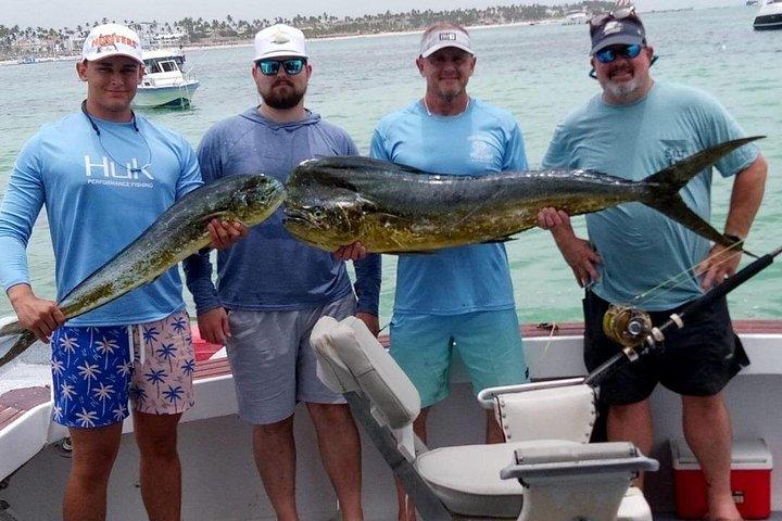 FISHING PRO CHARTERS - Boat Excursion - Sobre Las Olas