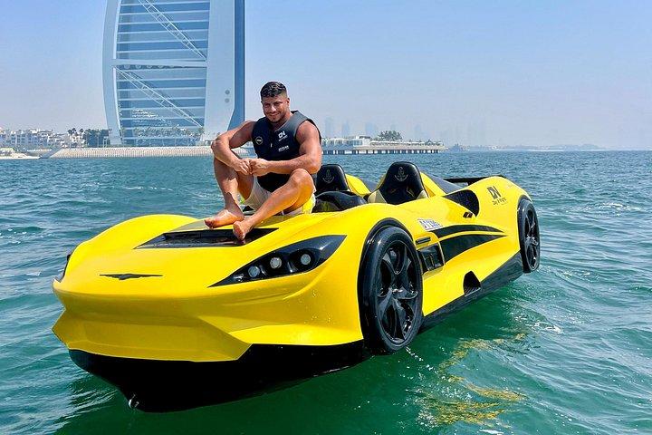 ドバイジェットカー乗車30分+ブルジュ・アル・アラブビュー+軽食無料