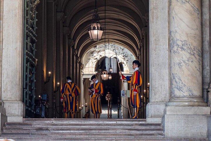St. Peter’s Basilica with Dome Climb and Crypts Small Group Tour