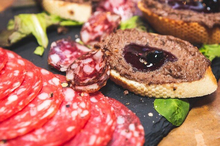 Privat vin- och matprovning i Bukarest