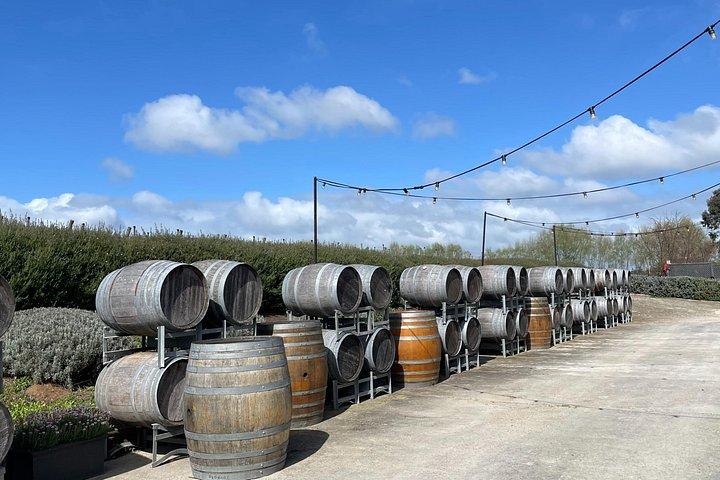 Adelaide Hills Divine Wine Tour