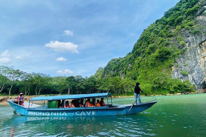 Visita guiada à caverna Phong Nha e à caverna Tien Son saindo de Dong Hoi