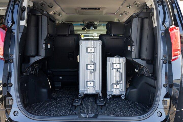 Center Tokyo Private One Way Transfer To Narita Airport (License)